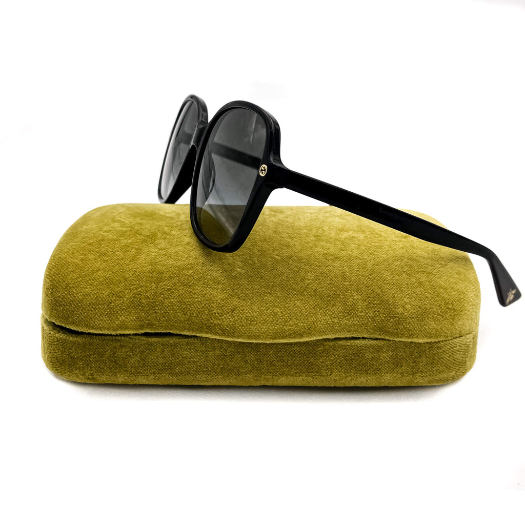 Interlocking Oversized Black Sunglasses