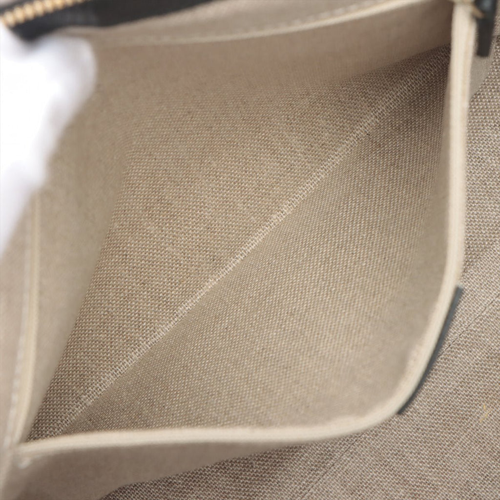 Leather Tote Calfskin GG Charm Black