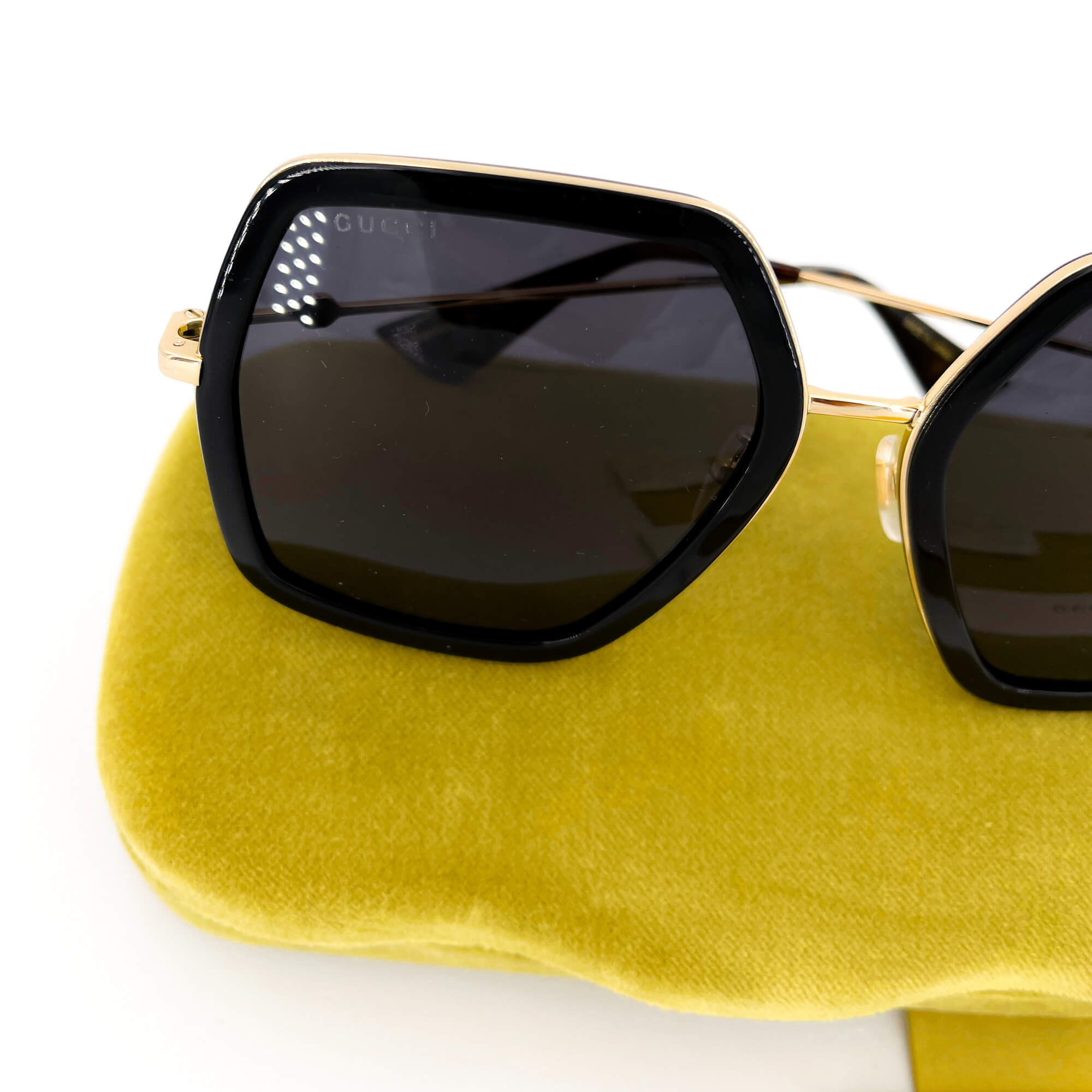 Oversize rectangular Black