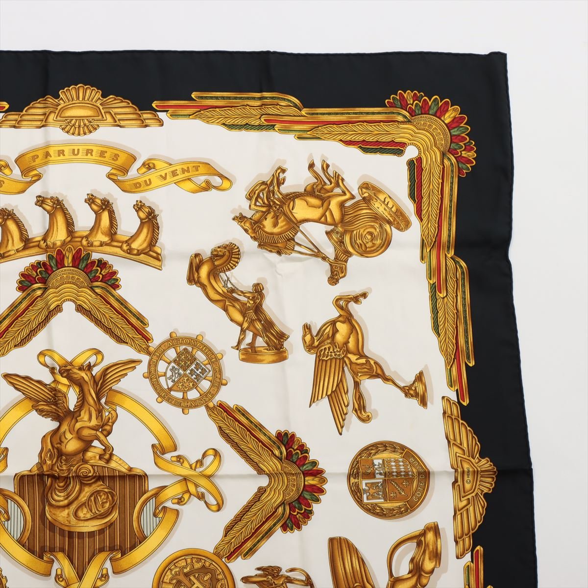 Les Parure Du Vent 90 Silk Black&Gold Foulard