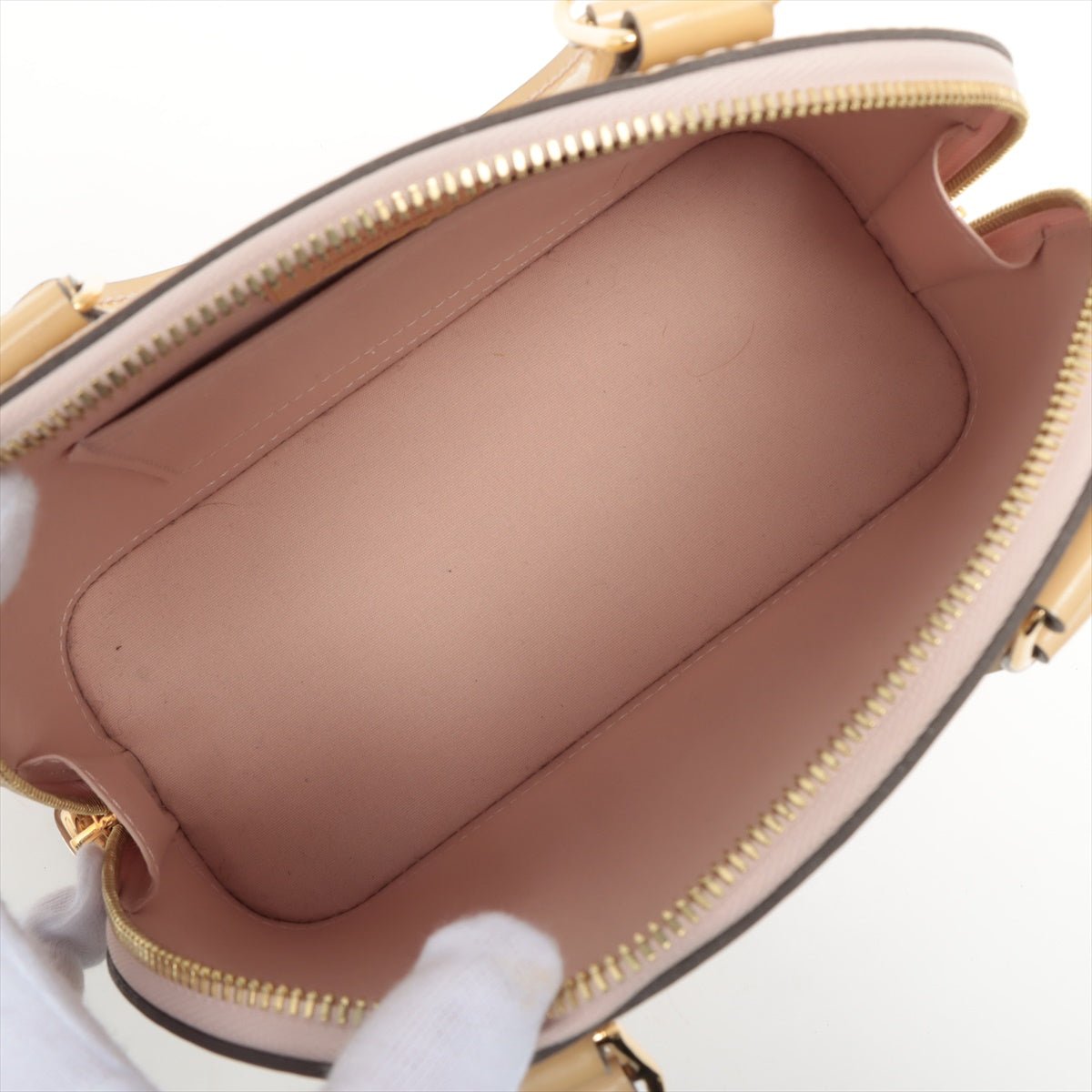 Alma BB Monogram Vernis Beige