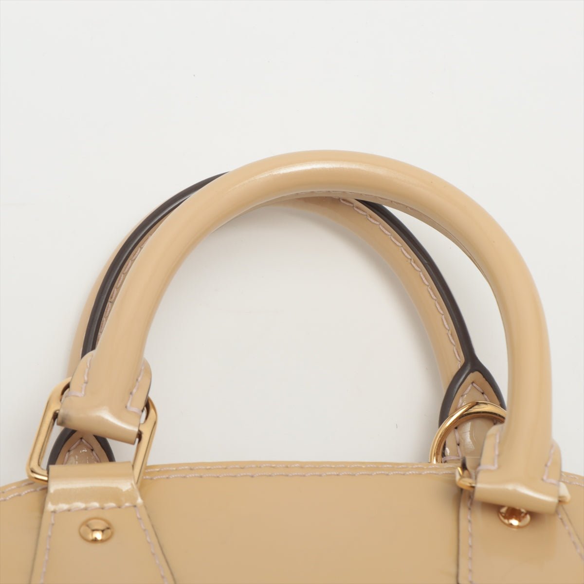 Alma BB Monogram Vernis Beige