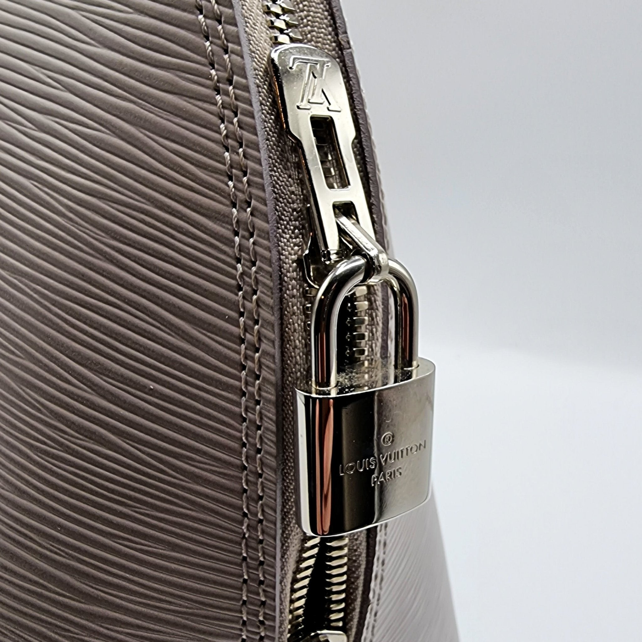 Alma GM Gris Epi Leather