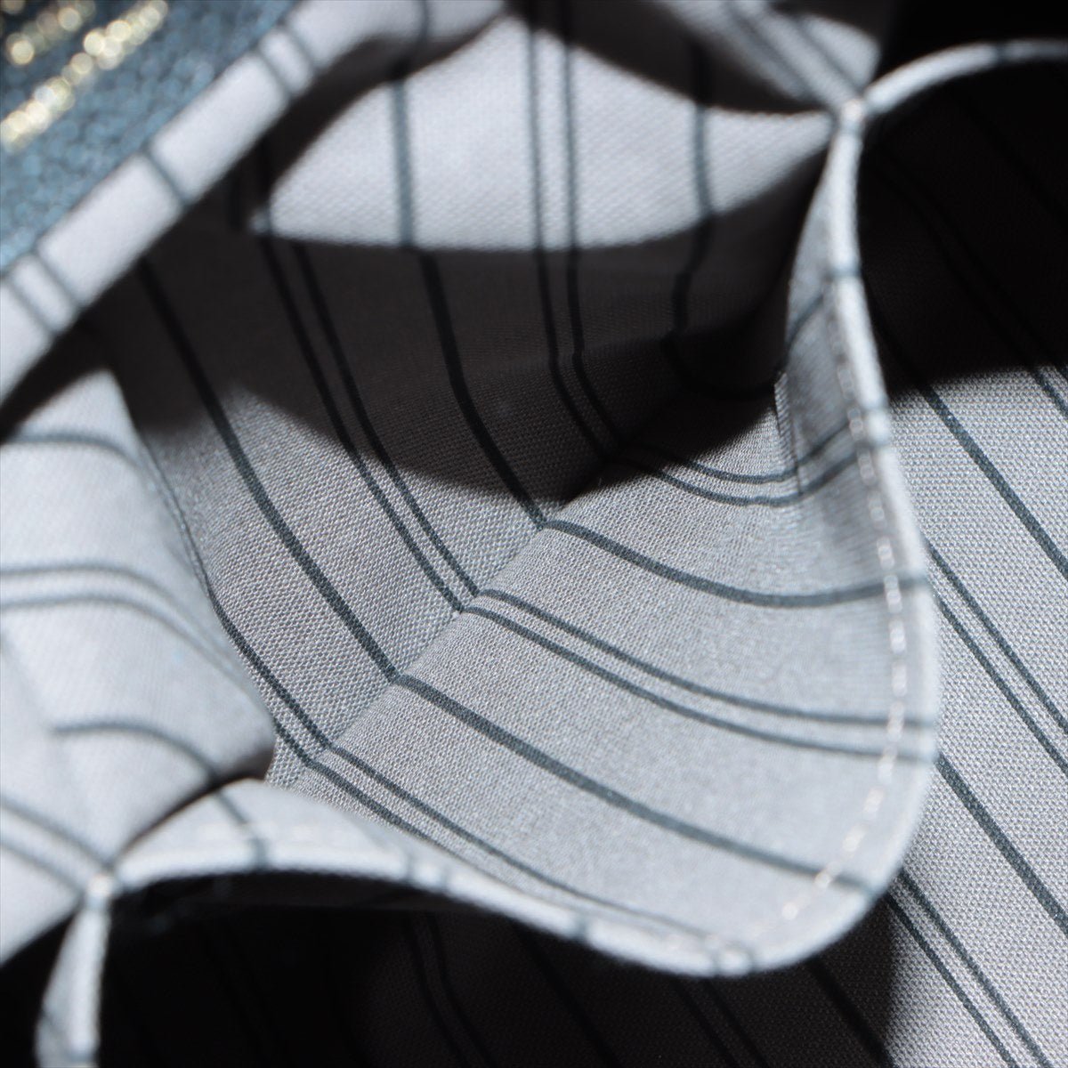 Artsy MM in Black Monogram Empreinte Leather