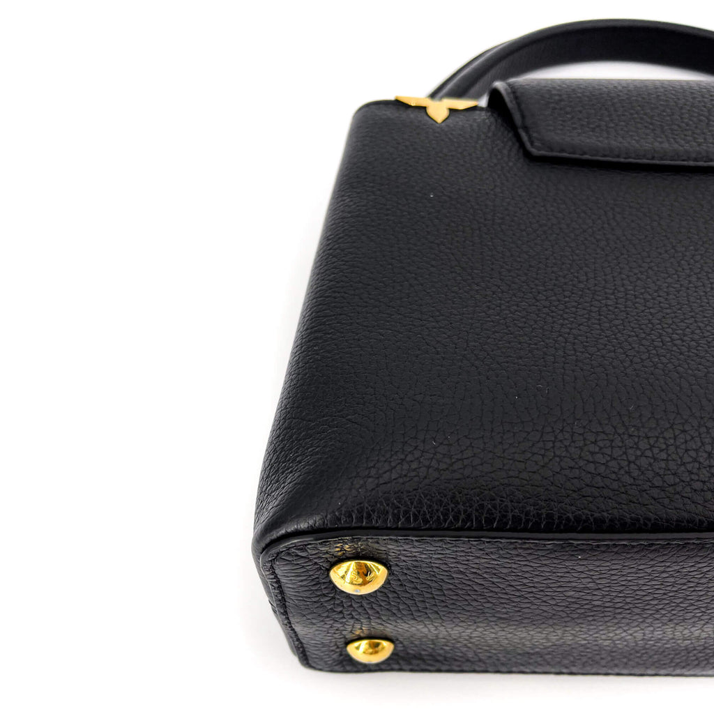 Capucines MM Crown Black Leather