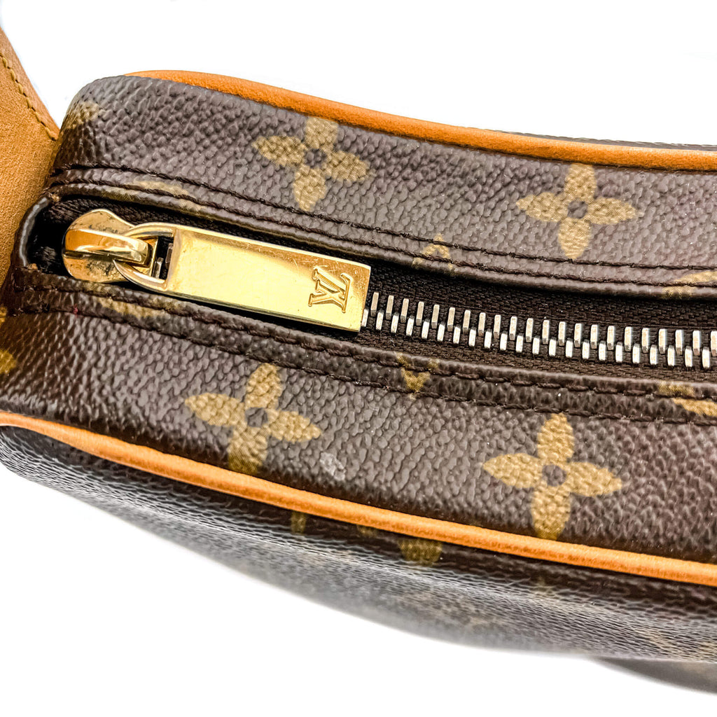 Croissant MM Monogram Bag