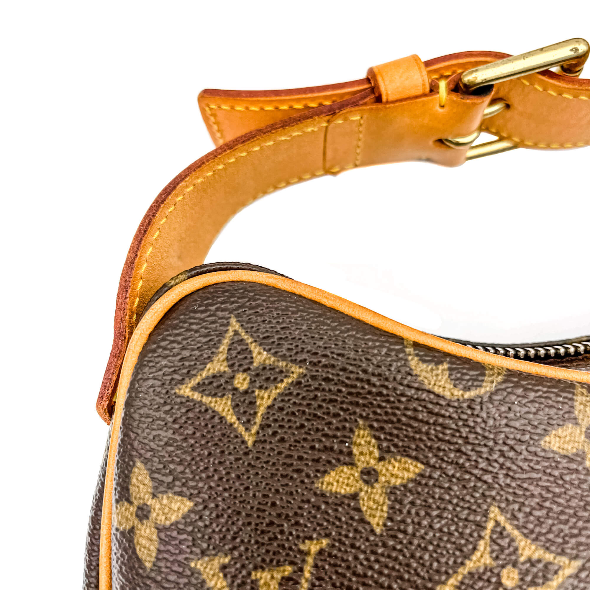 Croissant MM Monogram Bag