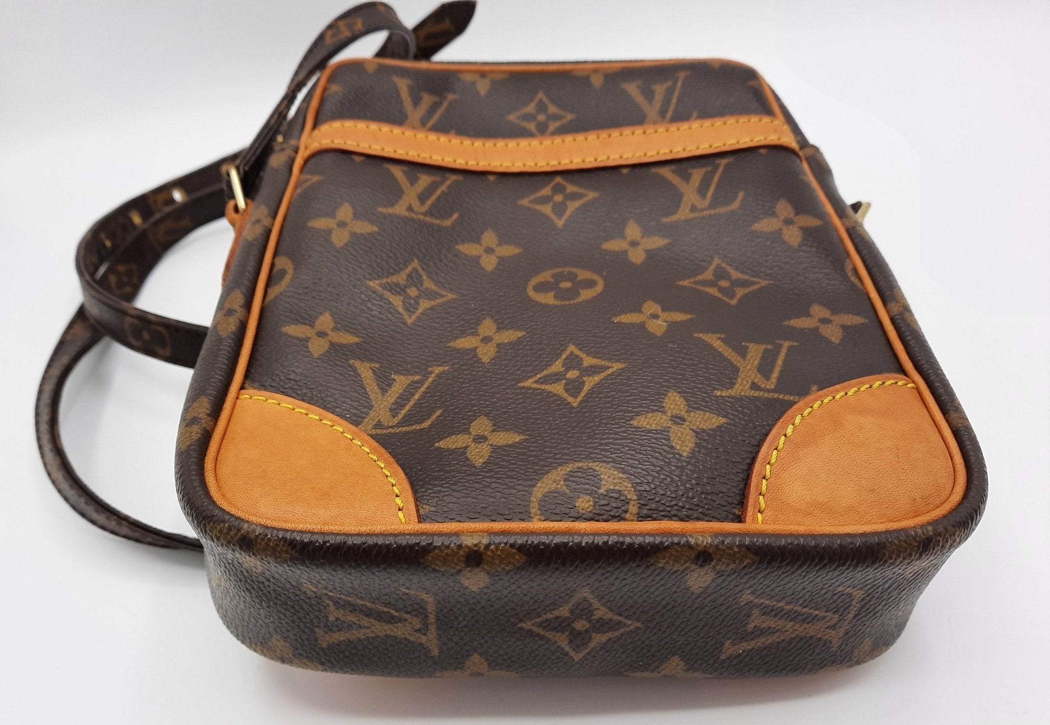 Danube Monogram M45266