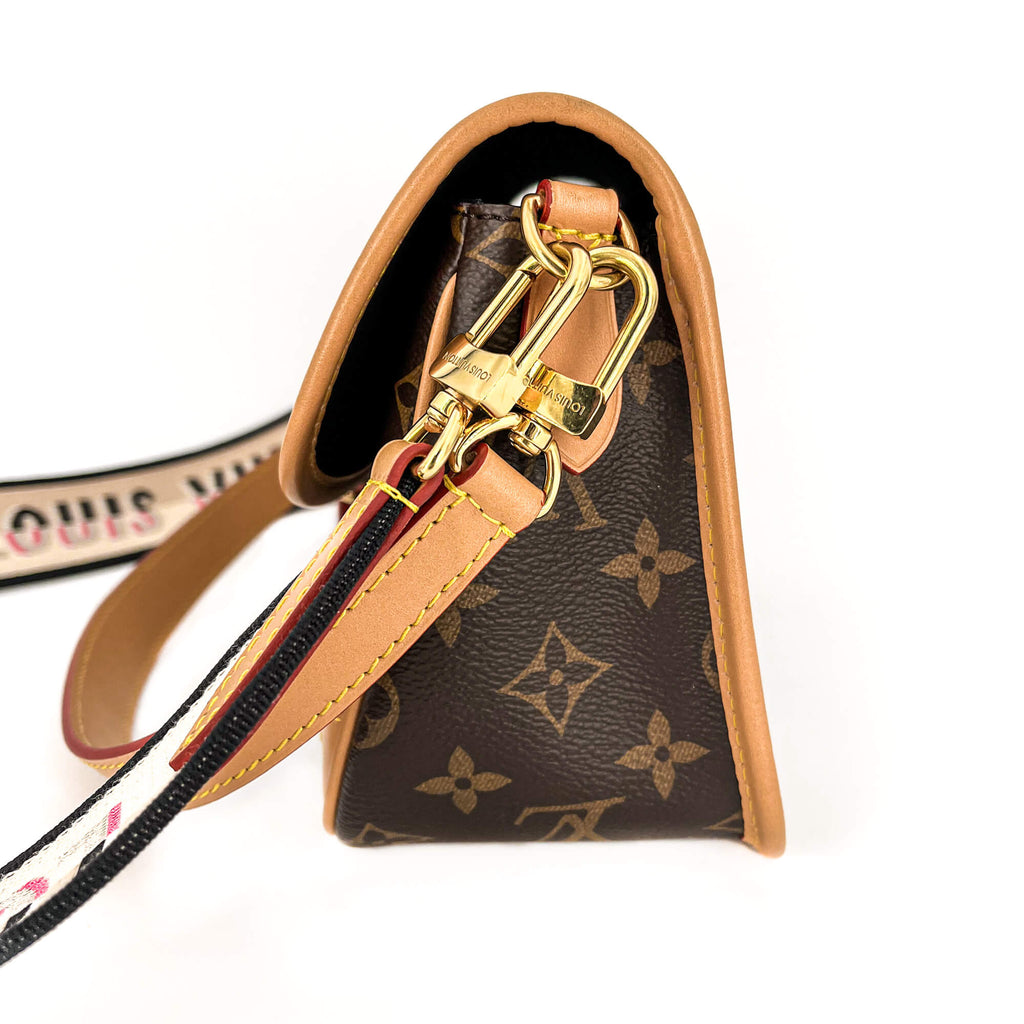 Diane Monogram Black