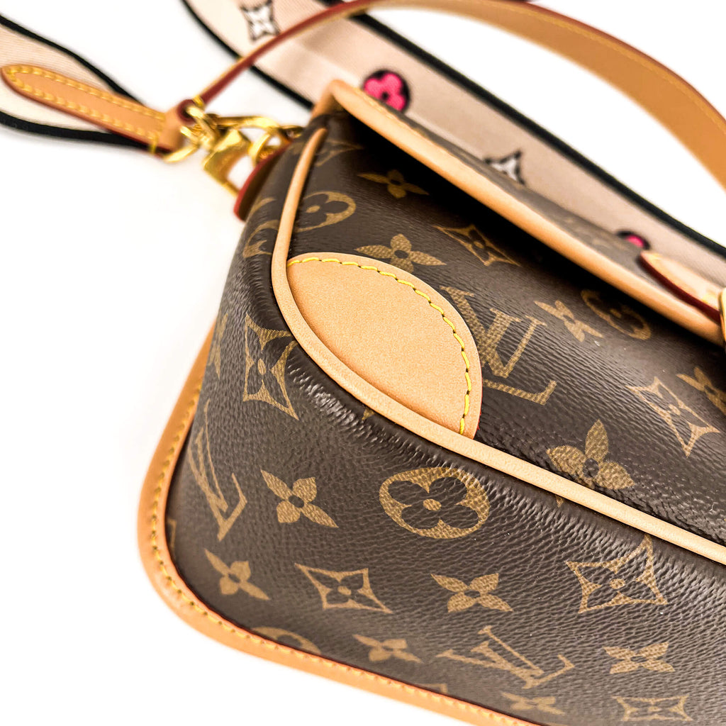 Diane Monogram Black