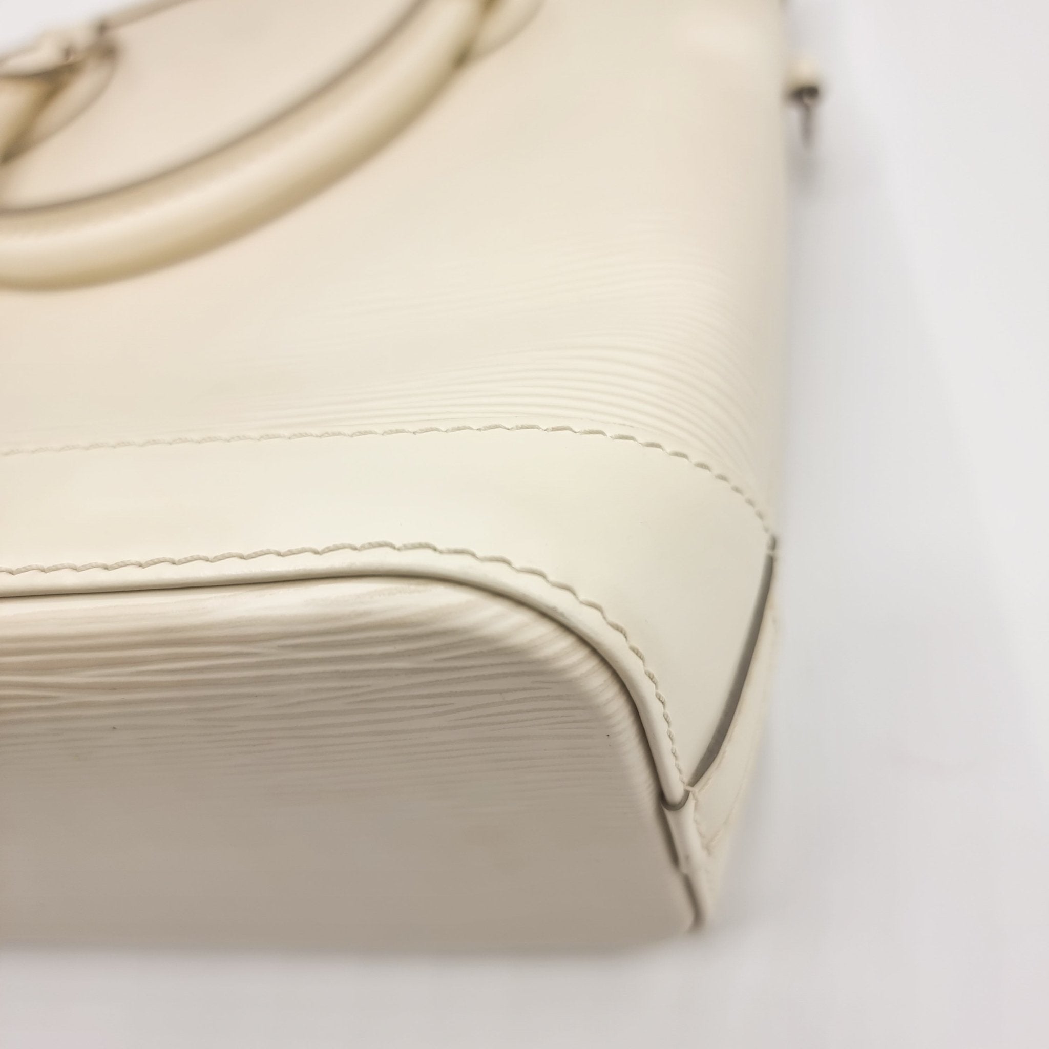 Lockit Epi Ivory Grey Epi Leather
