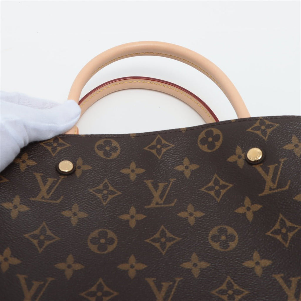 Montaigne Monogram MM
