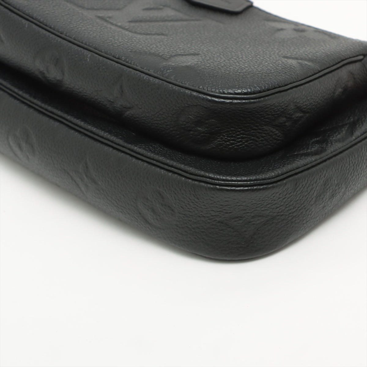 Multi Pochette Accessories Monogram Empreinte Leather Black Bag