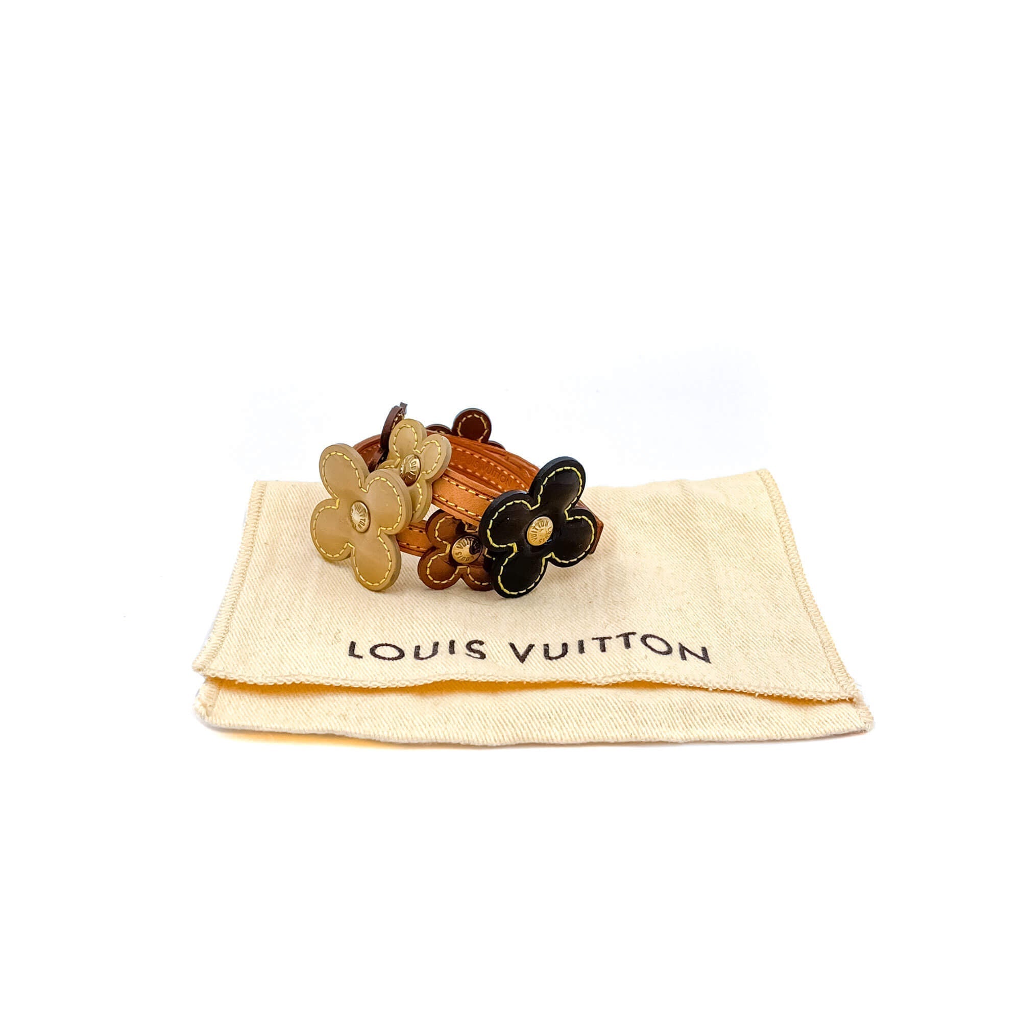 Multicolor Vernis Leather Flower Chocker Bracelet