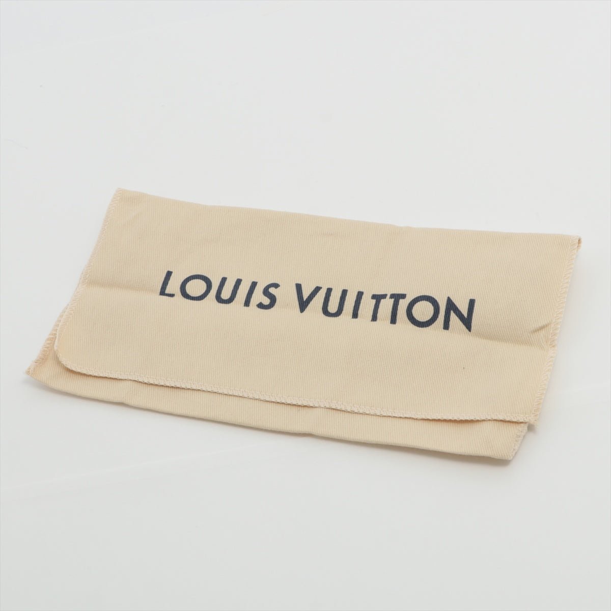 Portefeuille Capucines Crown in Taurillon Black Leather