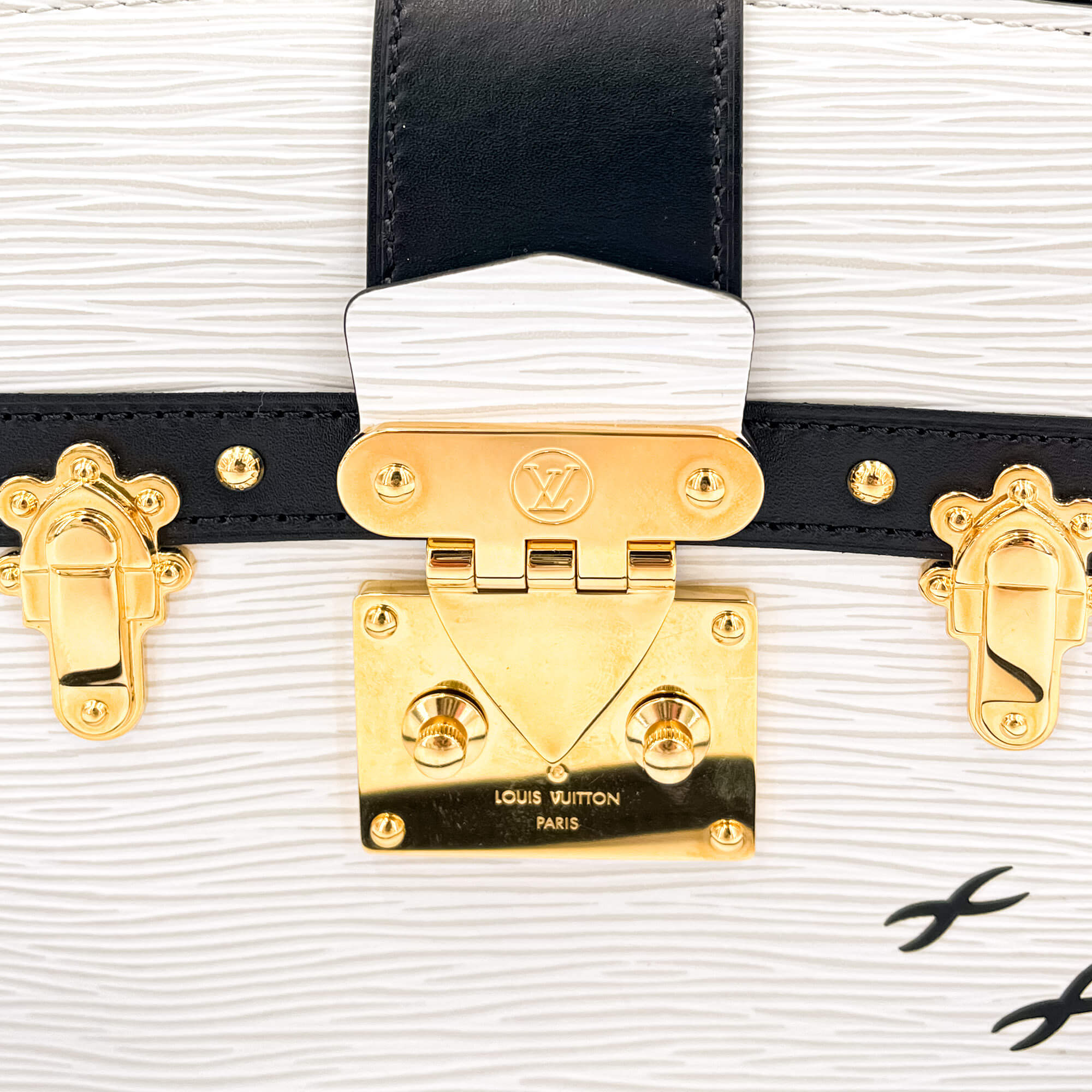 Trunk Clutch Epi Leather White Bag