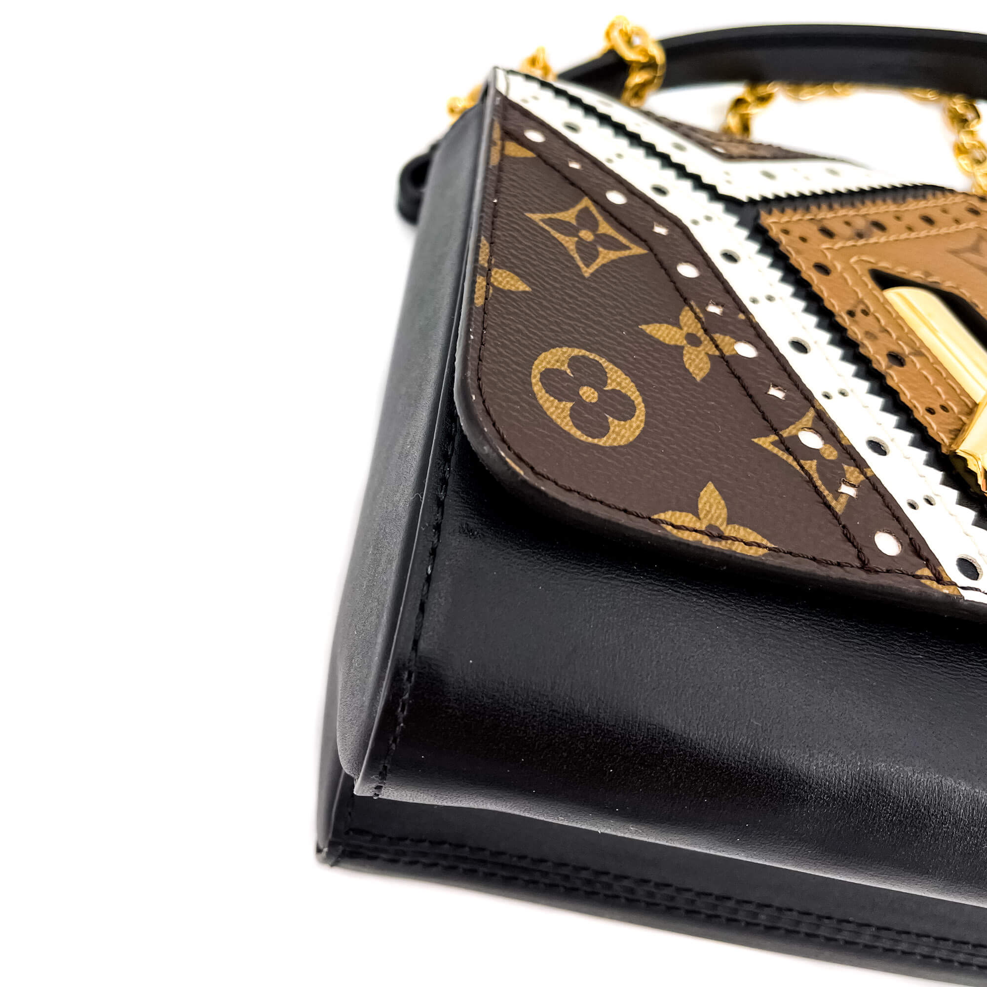 Twist Chain MM Monogram Canvas & Leather Brogue Reverse Bag