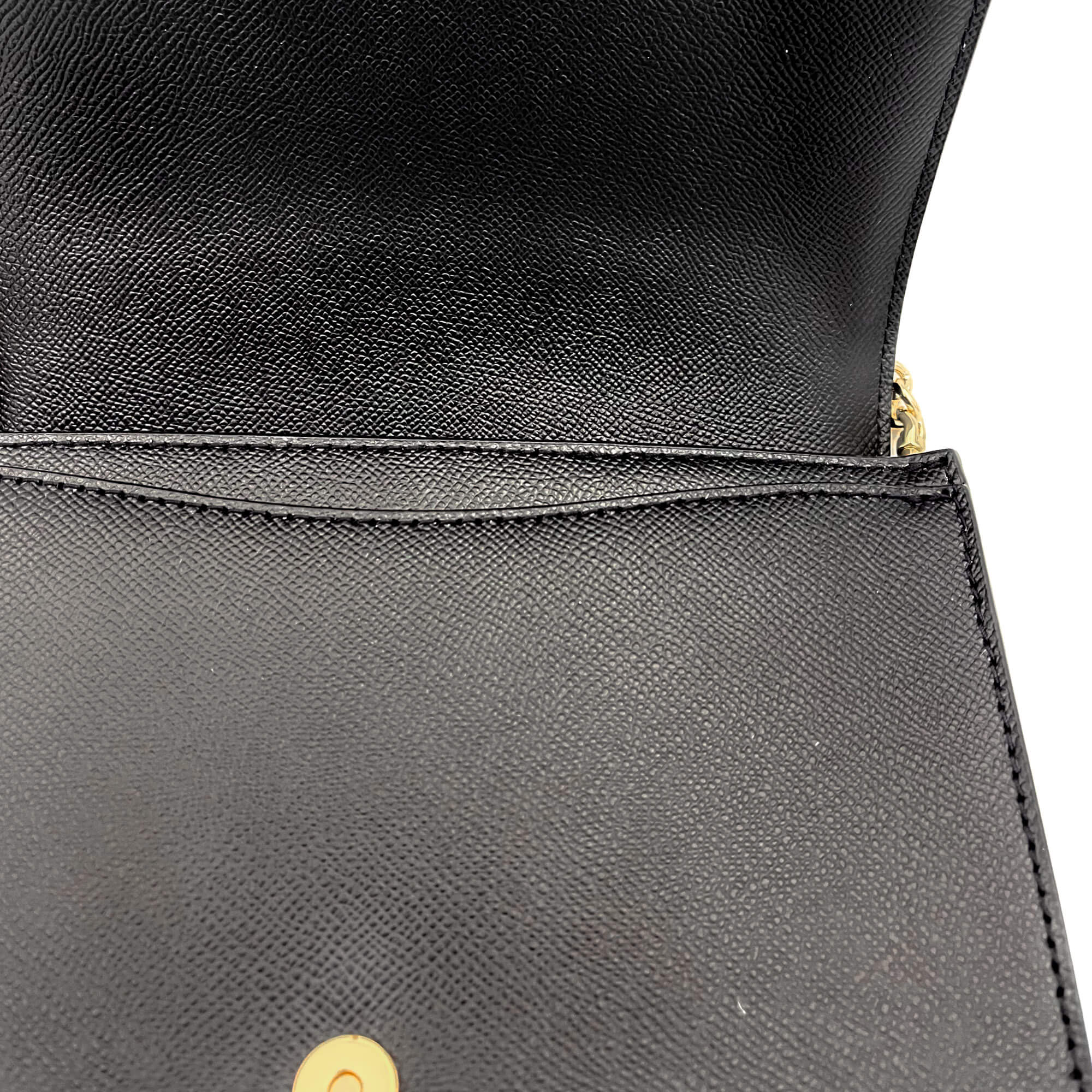 Jet Set Full Flap Chain L Crossbody