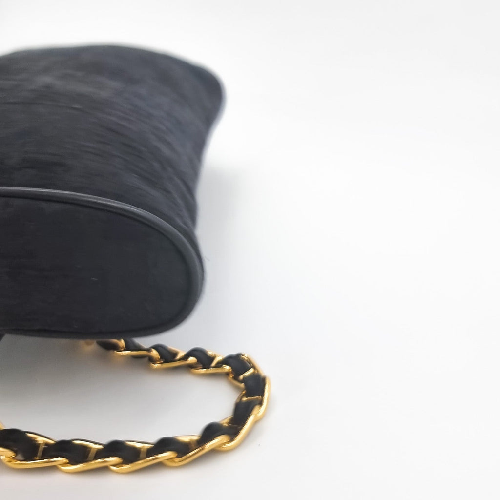 Black cloth Pochette