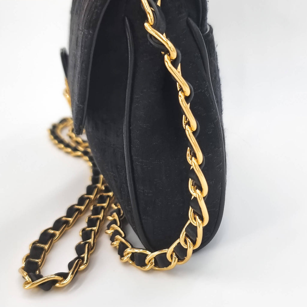 Black cloth Pochette