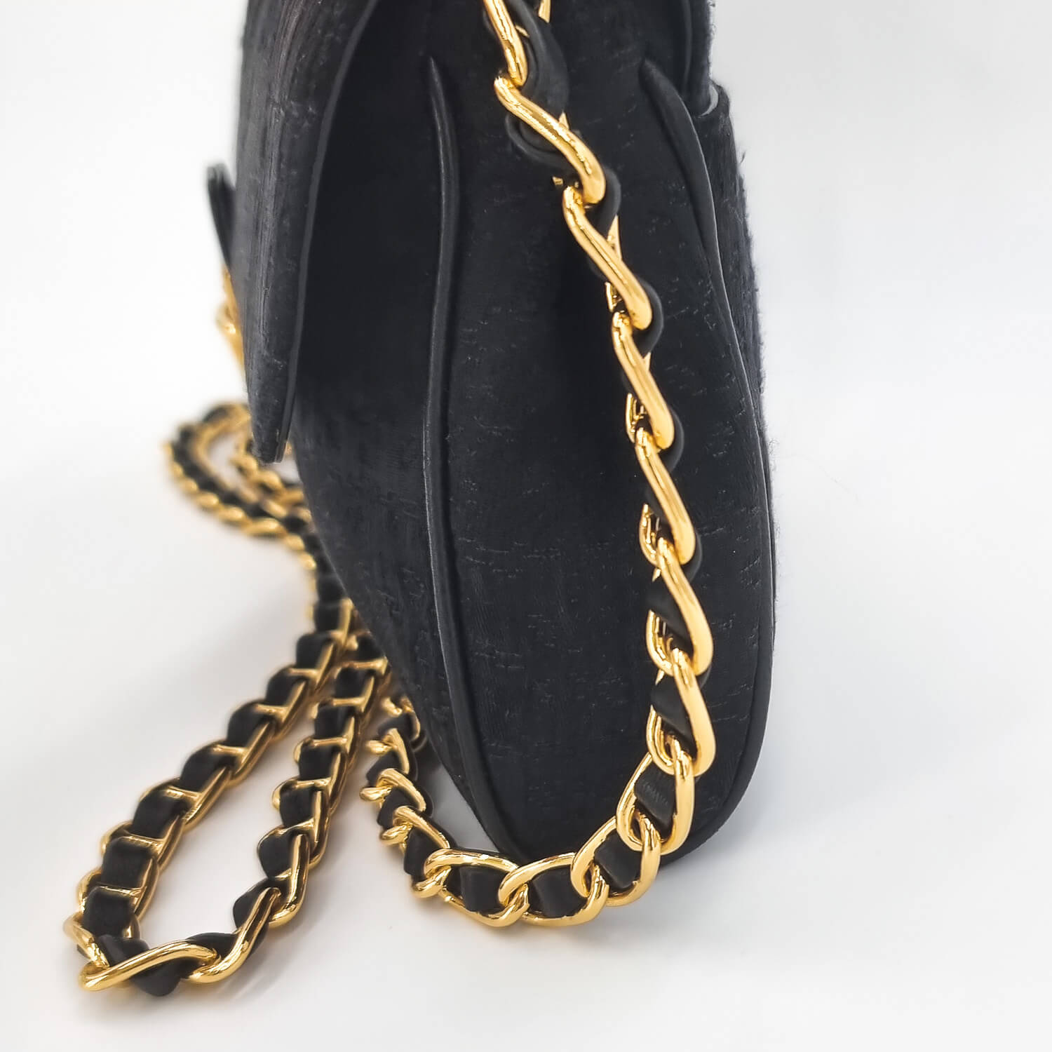 Black cloth Pochette