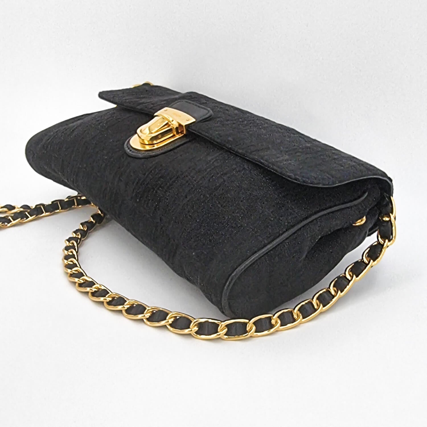 Black cloth Pochette