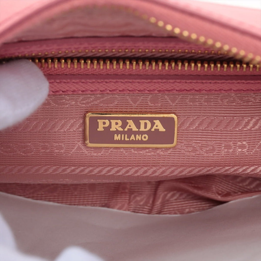 Front Pocket Crossboby in Pink Saffiano Leather
