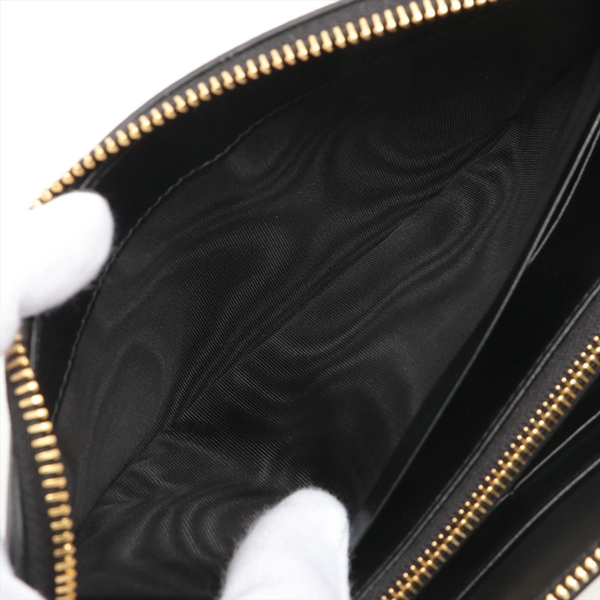 Large Leather Round-Zip-Wallet Black Saffiano Leather