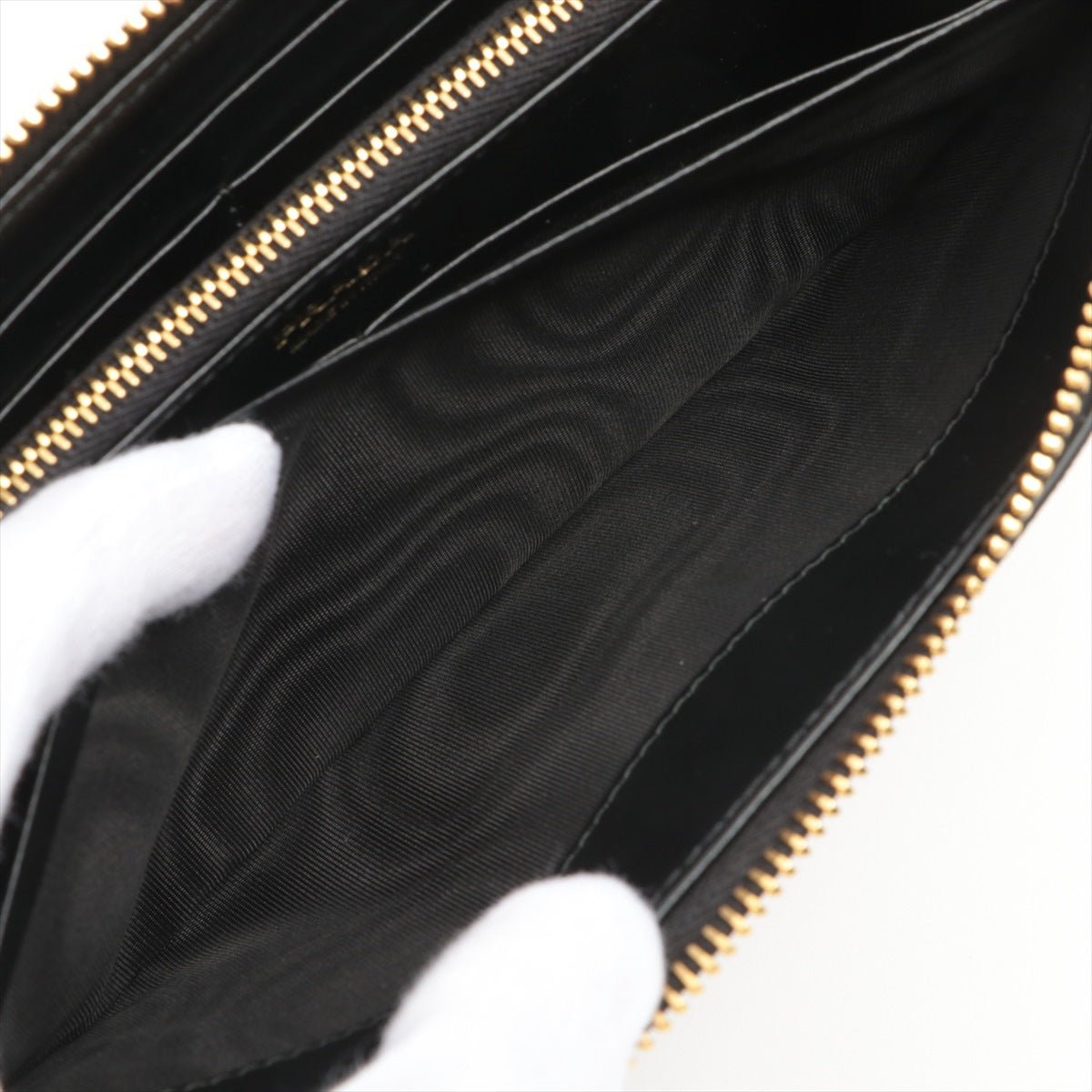 Large Leather Round-Zip-Wallet Black Saffiano Leather