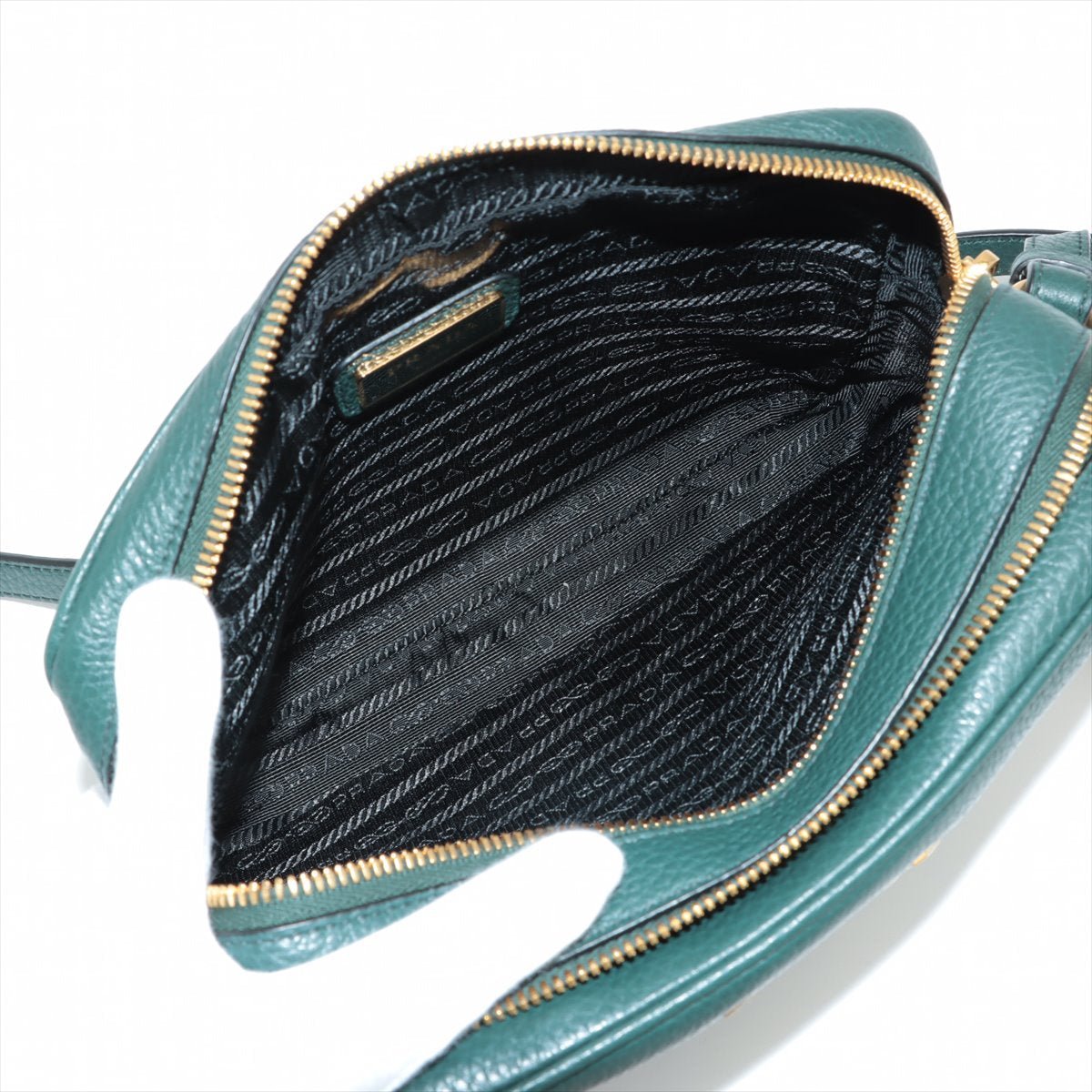 Vitello Daino Green Camera Bag