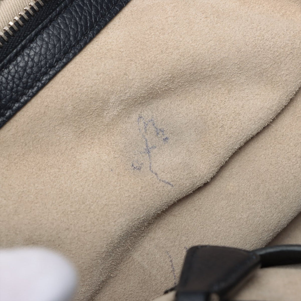 Zipped Shoulder Bag Daino Leather Navy blue