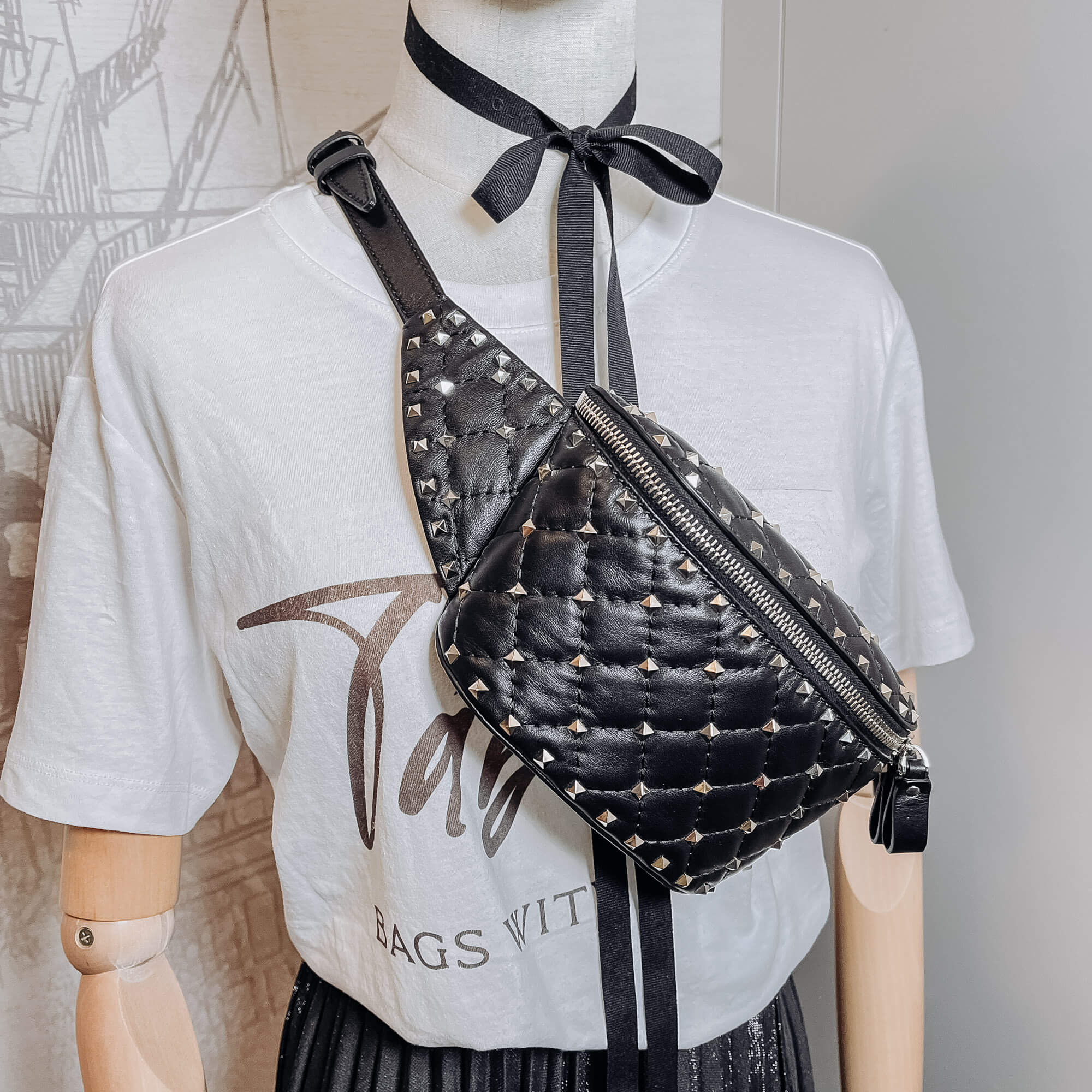 Rockstud Leather Black Beltbag