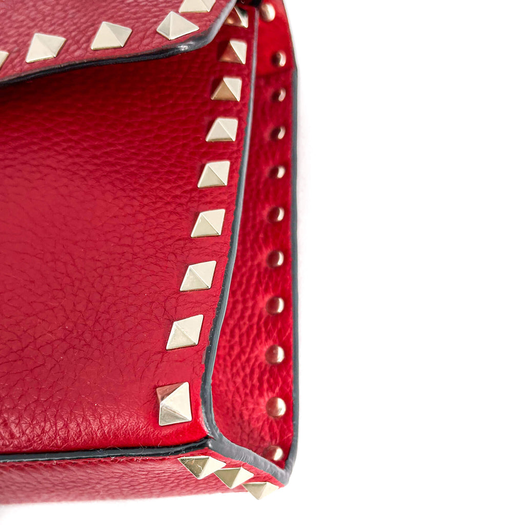 Rockstud Small in Red Grained Leather