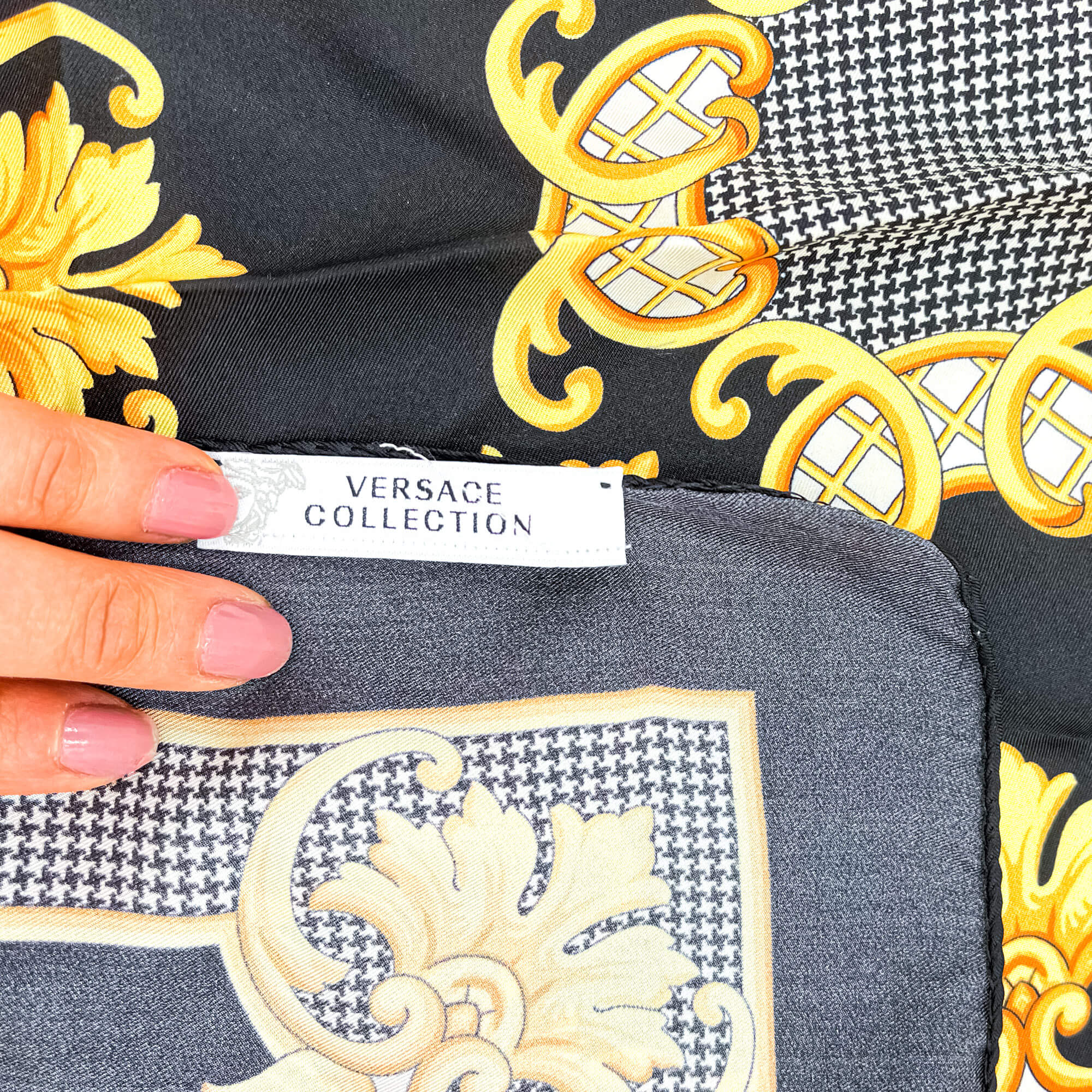 Black & Gold Foulard