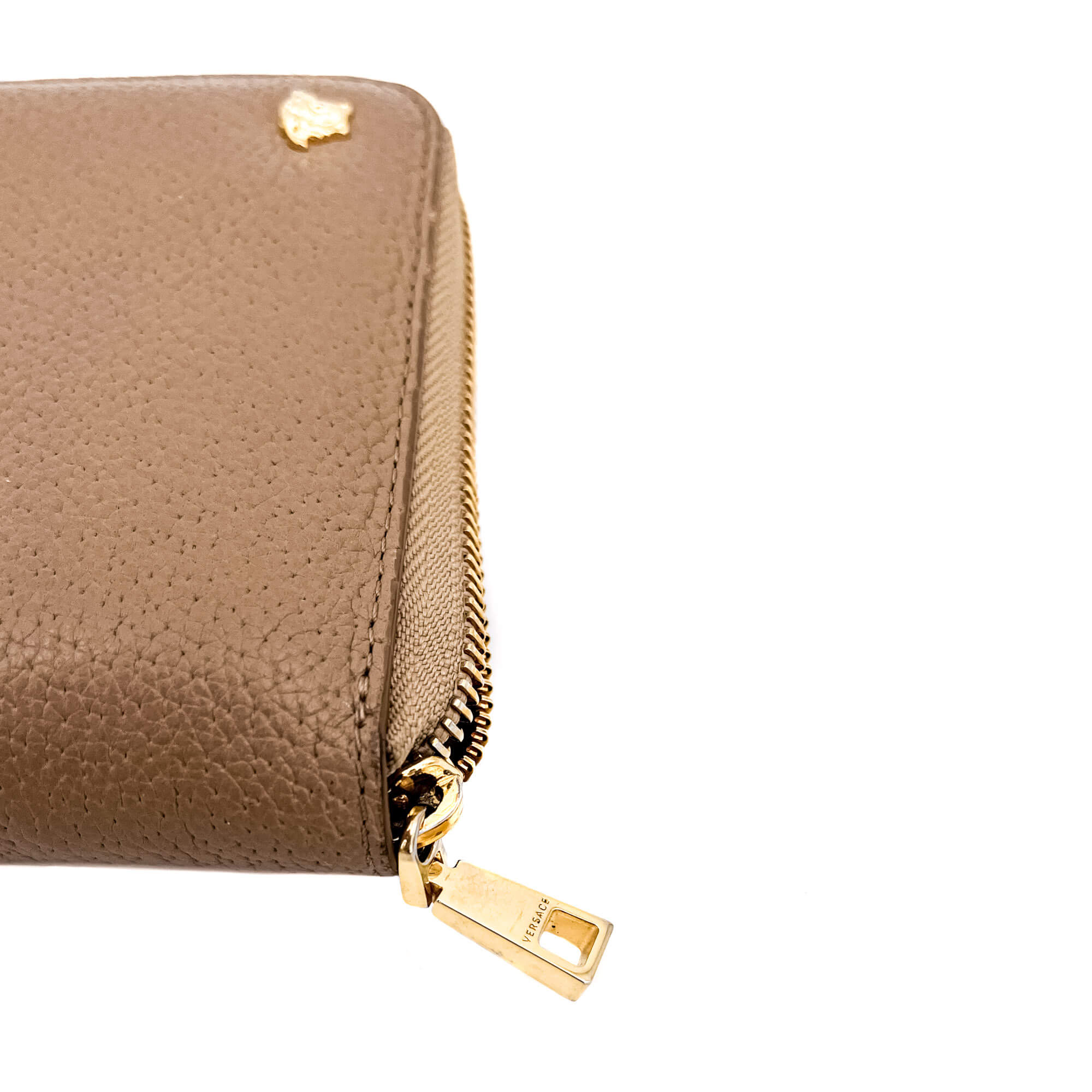 Zip-Around Wallet in Beige Leather