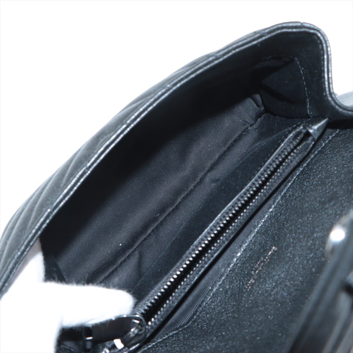 College Medium Quilted "Y" Leather All Black 2-Way Bag