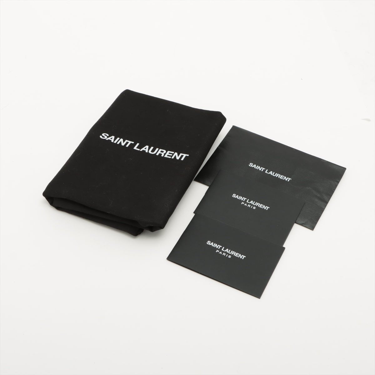 Envelope Medium Quilted Embossed Leather Black