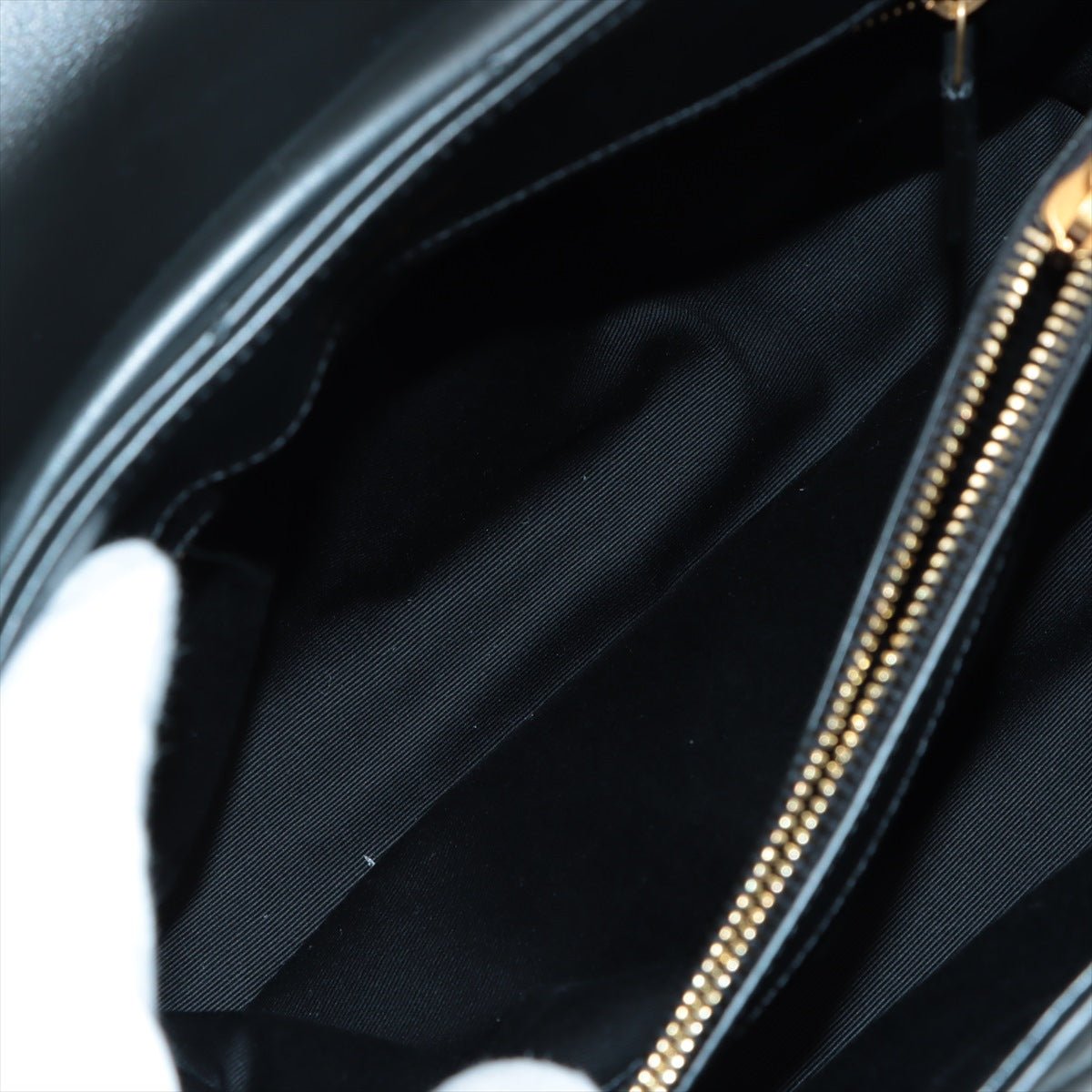 Loulou Medium Chain in Black Quilted "Y" Leather