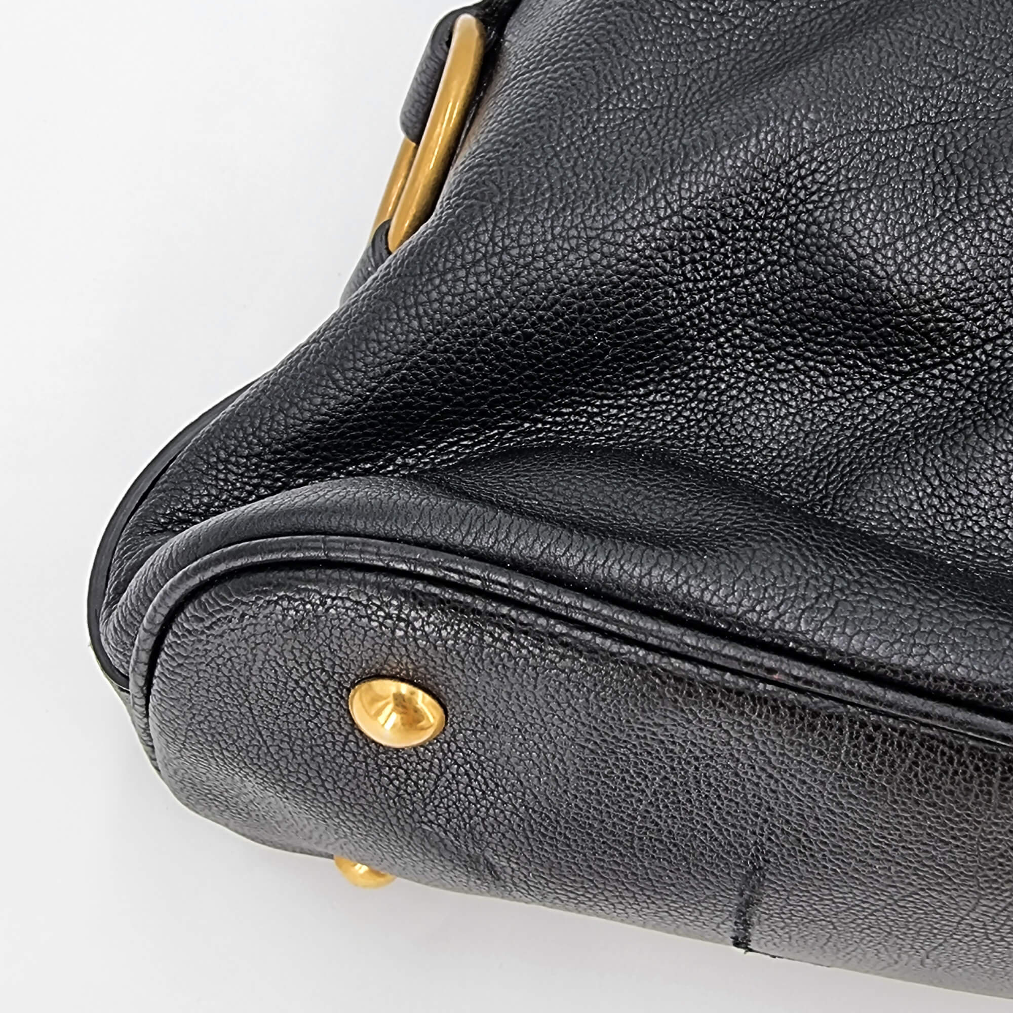 Yves Saint Laurent Muse in black leather