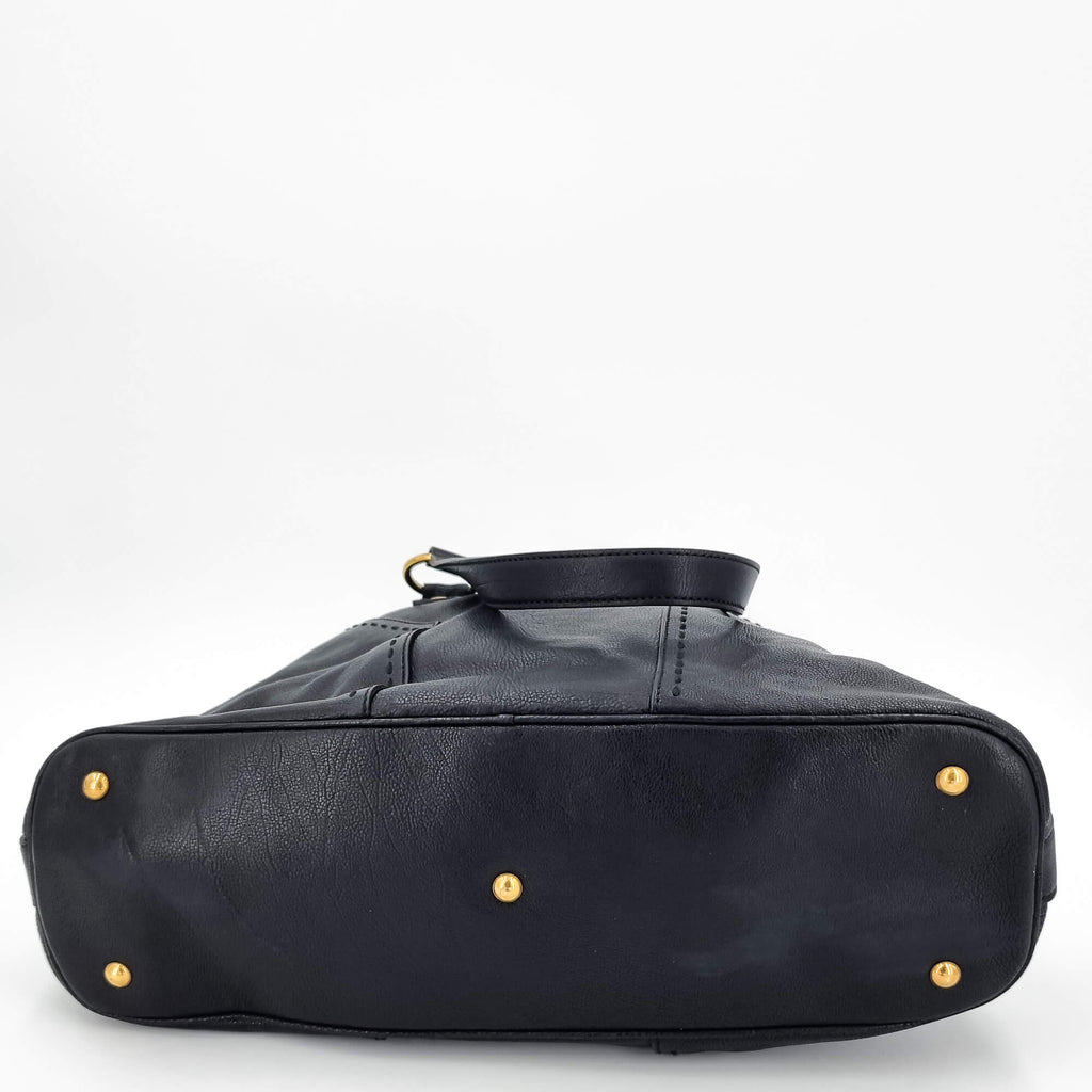 Yves Saint Laurent Muse in black leather