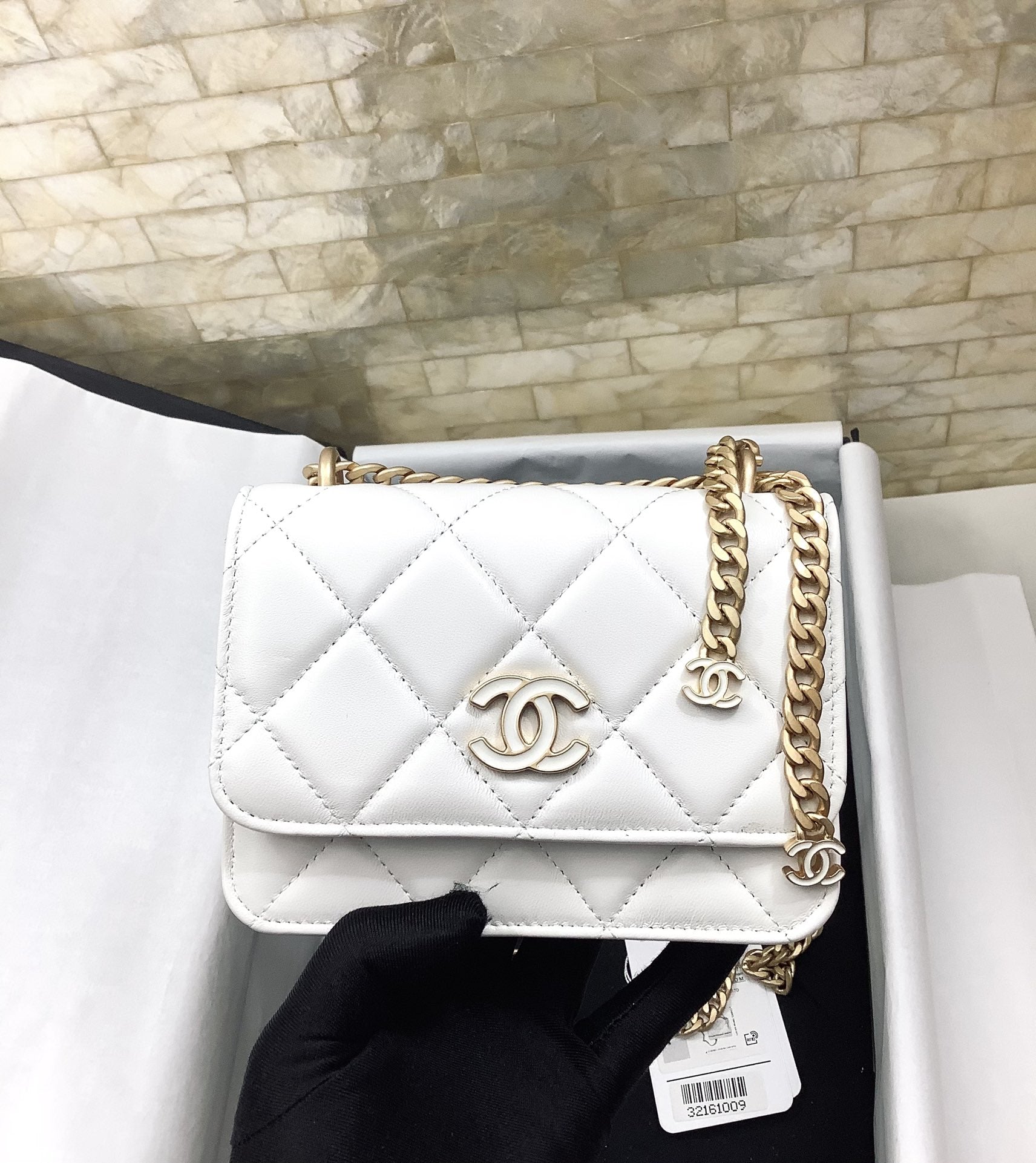 CHLSpring And Summer 22C White For Women, Women’s Bags 6.1in/15.5cm