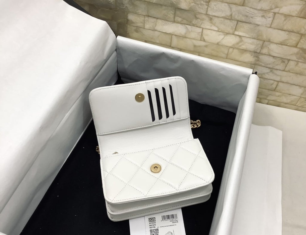 CHLSpring And Summer 22C White For Women, Women’s Bags 6.1in/15.5cm