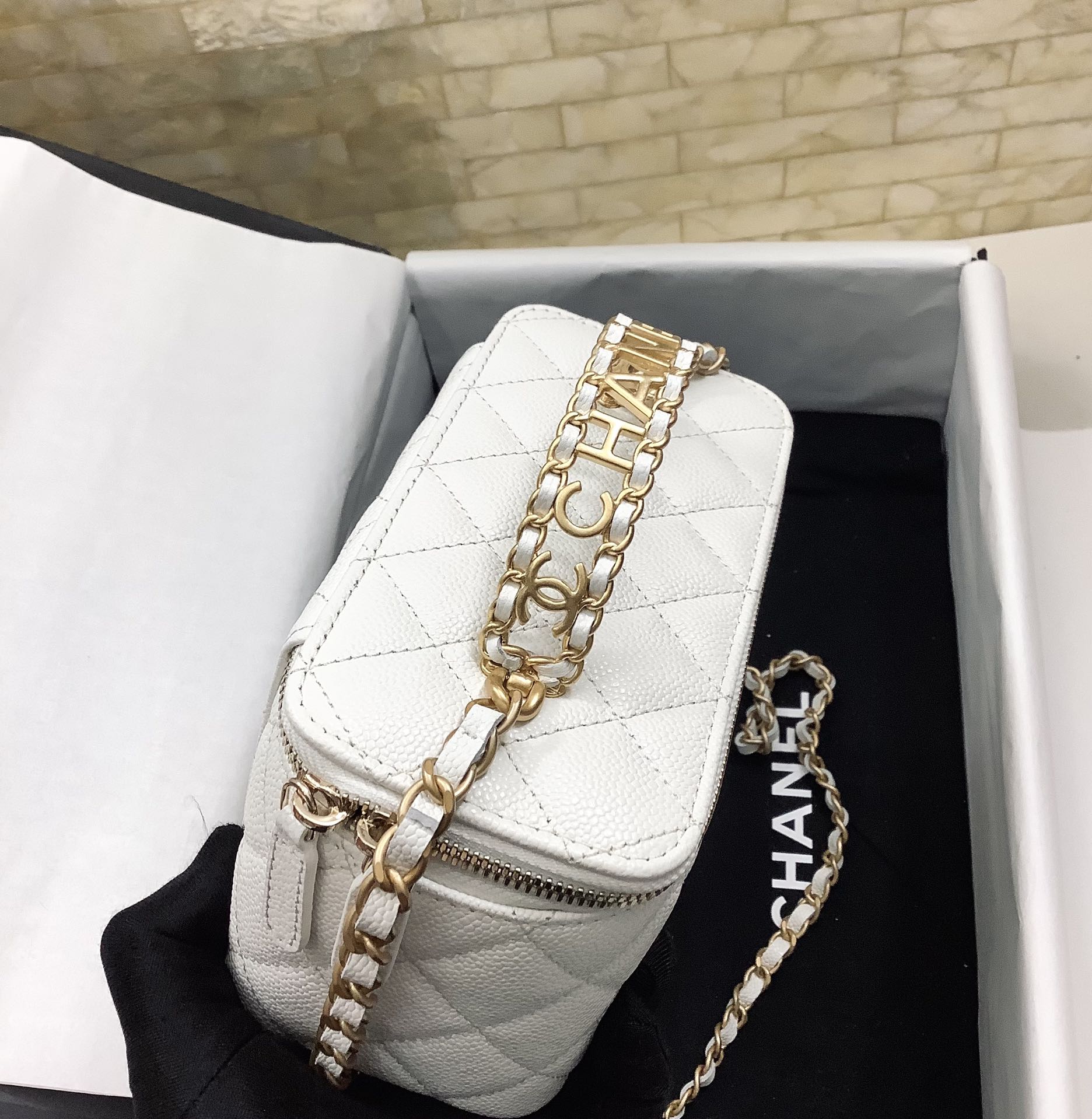 CHLSmall Vanity Case White For Women Bags 5.9in/15cm