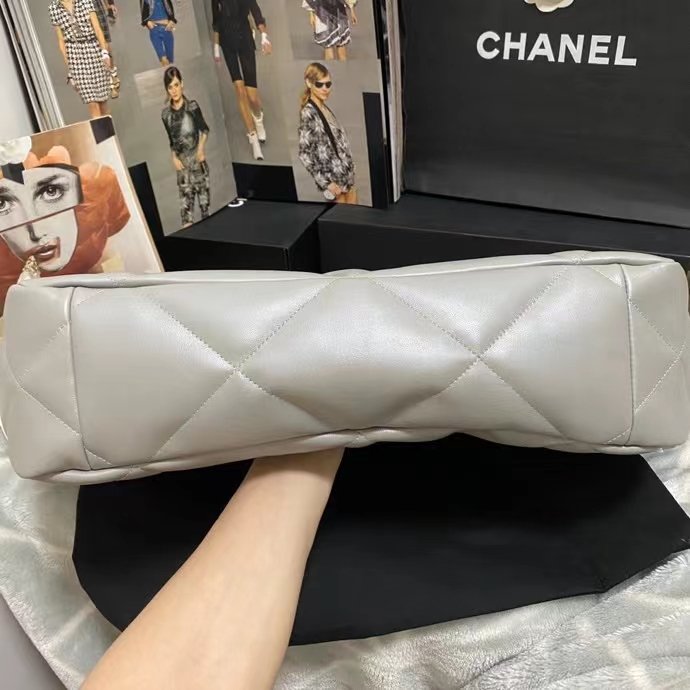 CHLShopping CHLBag 19 White For Women, Women’s Bags 16in/41cm