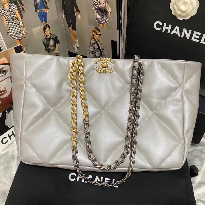 CHLShopping CHLBag 19 White For Women, Women’s Bags 16in/41cm
