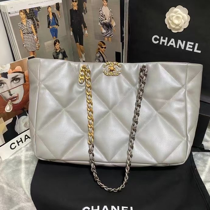 CHLShopping CHLBag 19 White For Women, Women’s Bags 16in/41cm