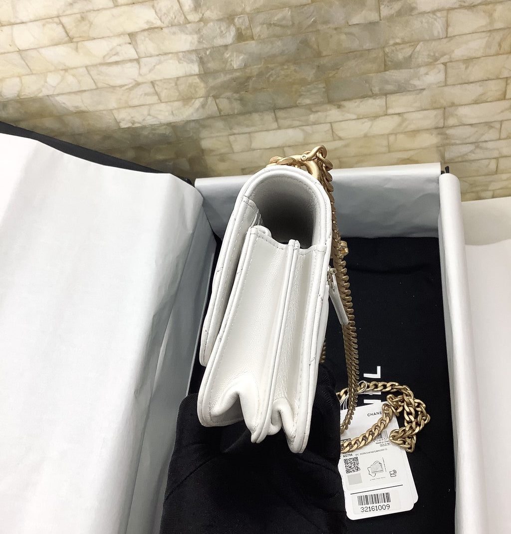 CHLSpring And Summer 22C White For Women, Women’s Bags 6.1in/15.5cm