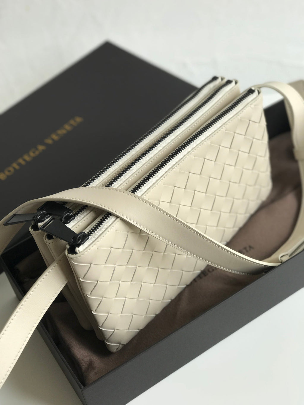GLAMI Crossbody Bag White, For Women, Bags 10.2in/26cm