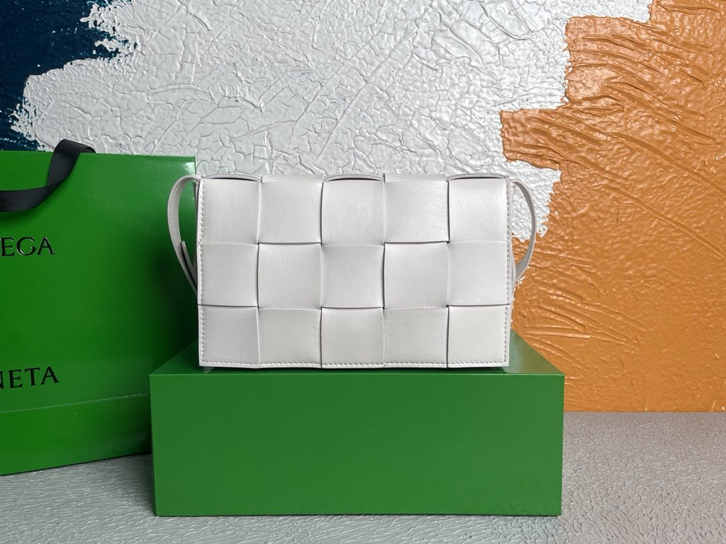 GLAMI Cassette White, For Women, WomenÃƒÂ¢Ã¢â€šÂ¬Ã¢â€žÂ¢s Bags 9.1in/23cm 578004VMAY19007