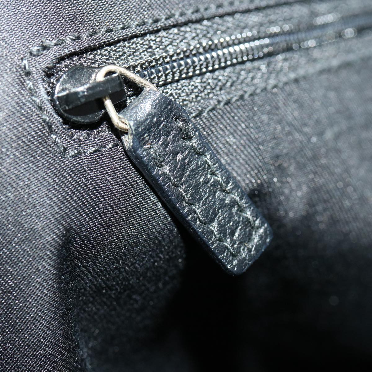 GUCCI GG Canvas Abbey Hand Bag Black tb089